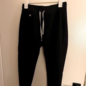 Figs Zamora Jogger Scrub Pants Black XS/ Petite